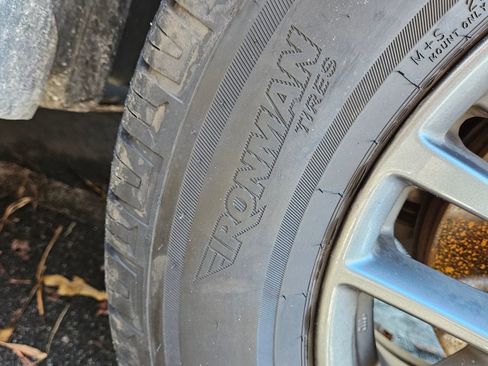 Used 2024 Nissan Rogue S image 7