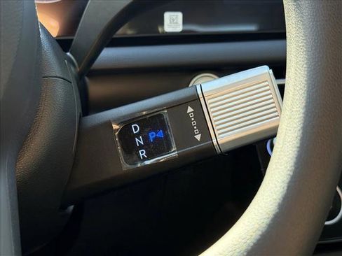 New 2026 Hyundai Tucson Blue SE image 15