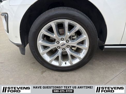Used 2018 Ford Expedition Max Limited w/ Equipment Group 302A AWD/4WD image 13