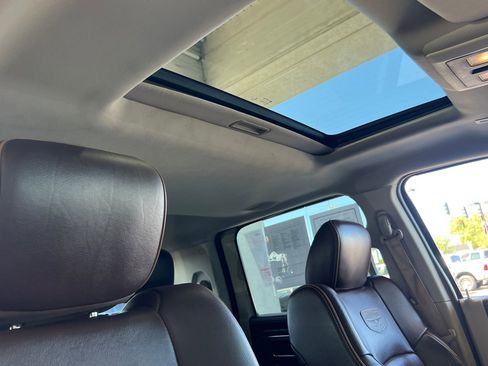 Used 2018 RAM 3500 Laramie Longhorn image 14