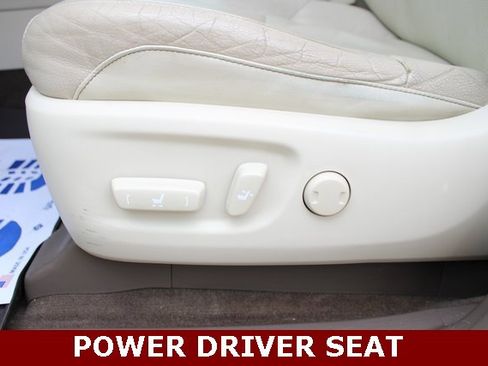 Used 2014 Lexus GX 460 image 14