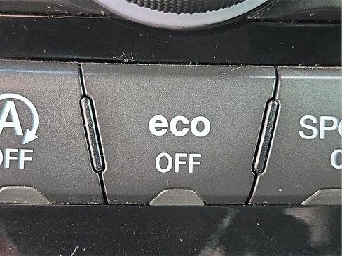 Used 2019 Jeep Grand Cherokee Altitude image 26