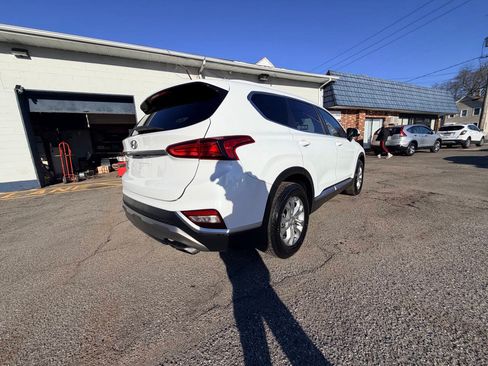 Used 2019 Hyundai Santa Fe SE FWD image 40