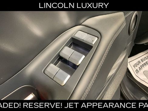 Used 2025 Lincoln Navigator Reserve w/ Jet Appearance Package AWD/4WD image 33