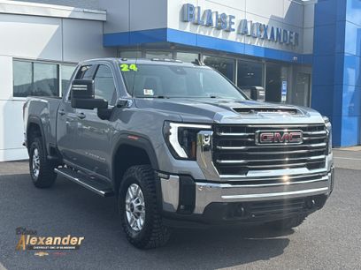 Used 2024 GMC Sierra 2500 SLE w/ SLE Convenience Package