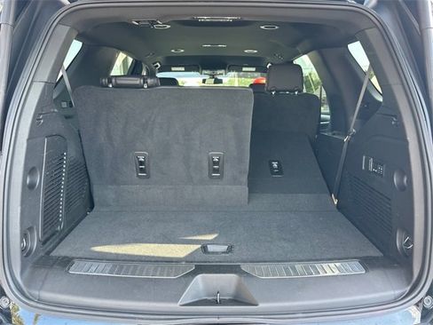 Used 2022 GMC Yukon Denali image 28