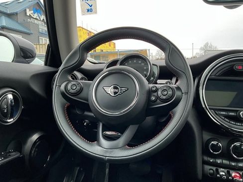 Used 2020 MINI Cooper S w/ Premium Package image 19