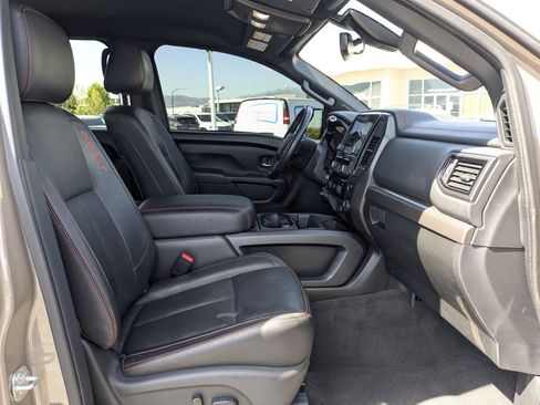 Used 2021 Nissan Titan PRO-4X w/ Pro-4x Convenience Package AWD/4WD image 27
