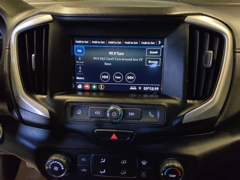 Used 2018 GMC Terrain SLE image 25