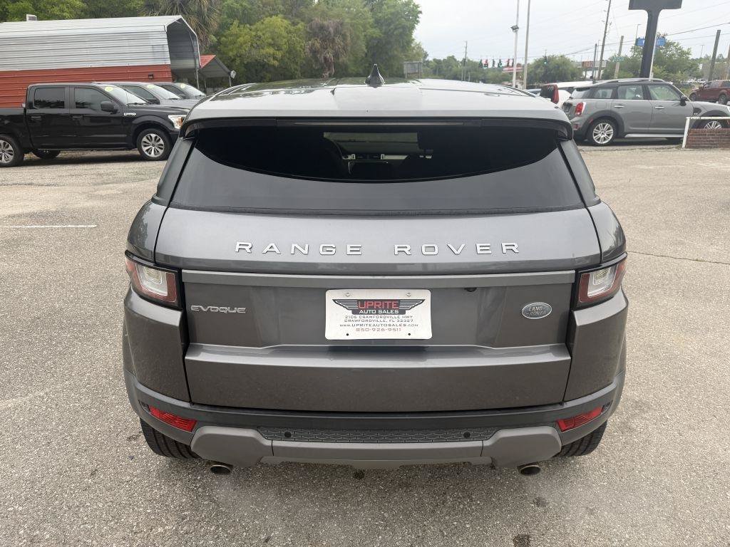 Used 2017 Land Rover Range Rover Evoque SE AWD/4WD image 6