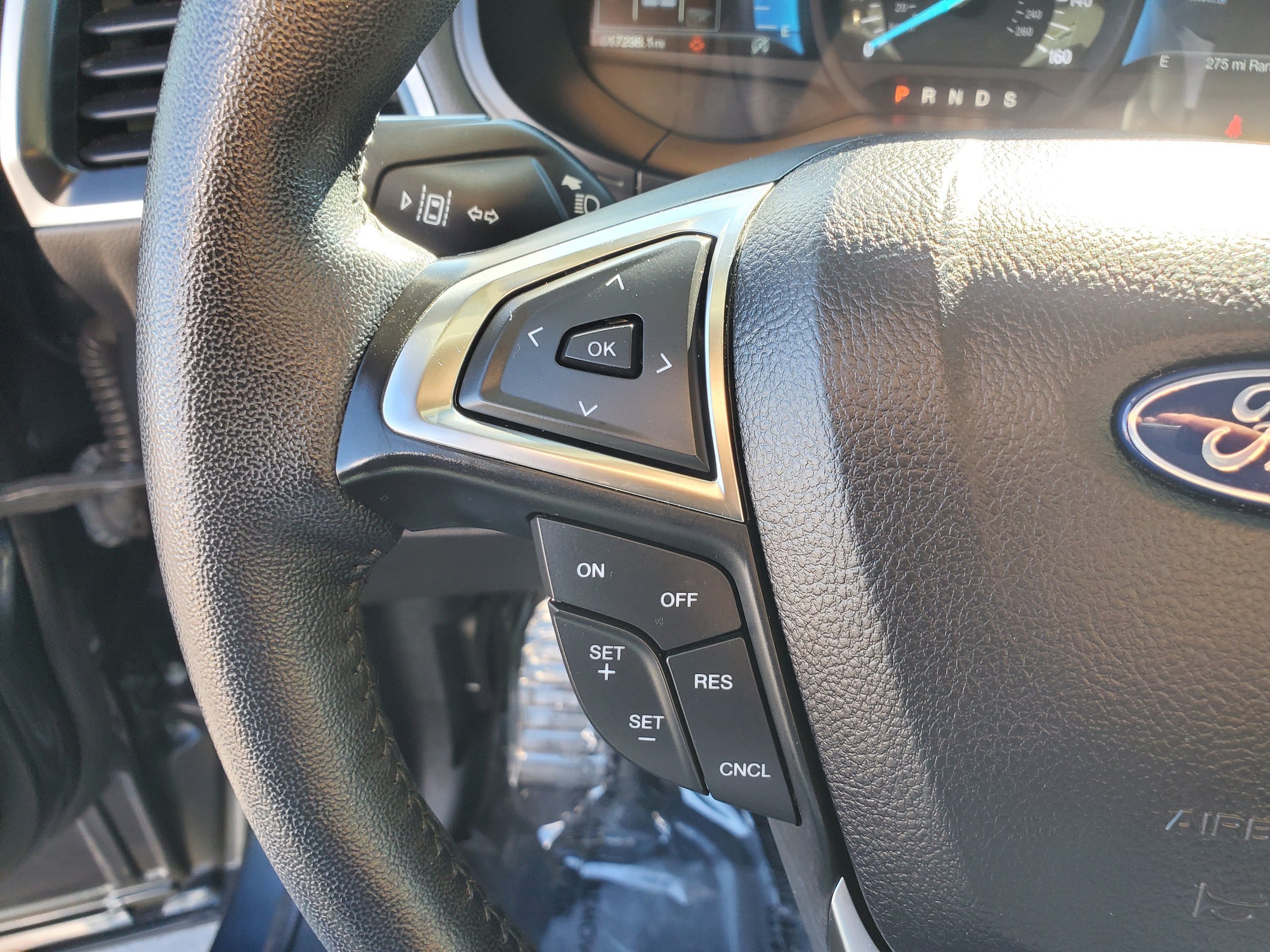 Used 2024 Ford Edge SEL w/ Sport Appearance Package AWD/4WD image 16