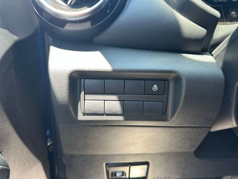 Used 2023 Nissan Kicks SR w/ SR Premium Package FWD image 14