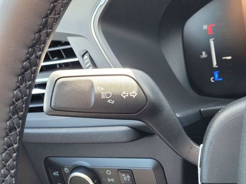 New 2025 Ford Escape SE image 44