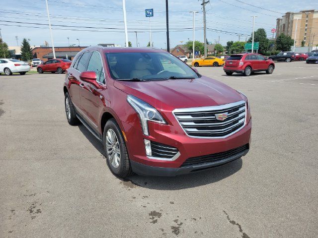 Used 2017 Cadillac XT5 Luxury w/ Driver Awareness Package AWD/4WD image 7