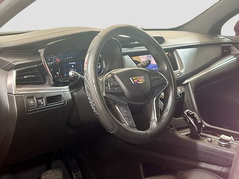 Used 2023 Cadillac XT5 Luxury w/ LPO, Floor Liner Package FWD image 7
