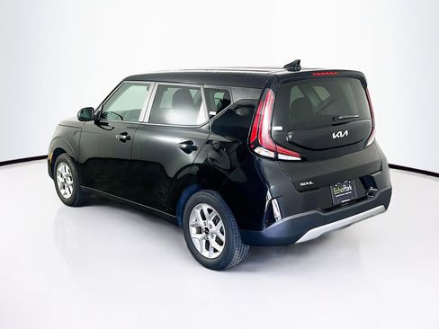 Used 2025 Kia Soul LX w/ LX Technology Package image 5