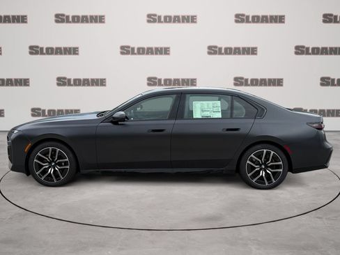 New 2026 BMW 740i xDrive AWD/4WD image 2