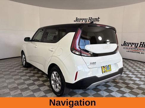 Used 2025 Kia Soul S image 7