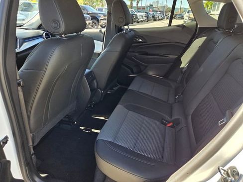 Used 2024 Chevrolet Trax LT image 20