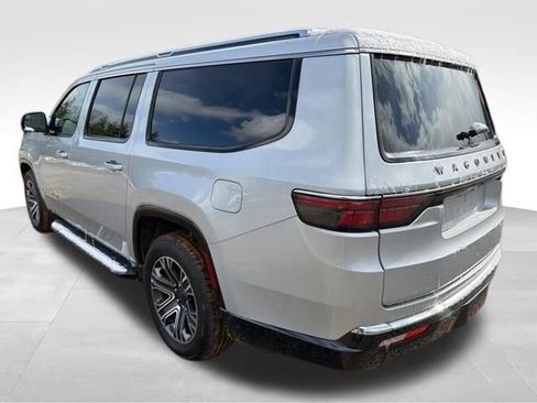 Used 2024 Jeep Wagoneer L Series II w/ Flexible Seating Group image 6