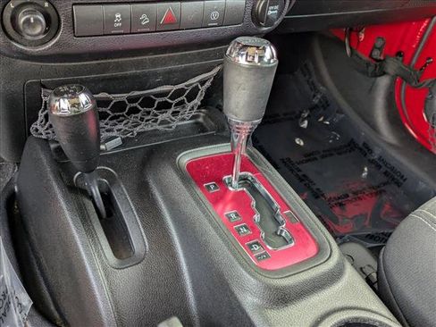 Used 2015 Jeep Wrangler Unlimited Sahara w/ Mopar Chrome Edition Group image 14