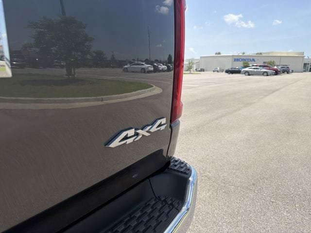 Used 2026 RAM 1500 Laramie AWD/4WD image 38