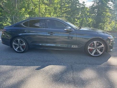 Used 2024 Genesis G70 3.3T Advanced w/ Sport Prestige Package image 7