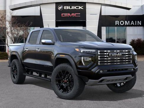 New 2026 GMC Canyon Denali w/ LPO, Denali Black Edition image 7