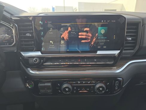 New 2026 Chevrolet Silverado 1500 LT image 18