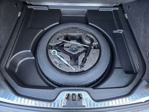 Used 2016 Volvo V60 T5 Cross Country w/ Convenience Package AWD/4WD image 17