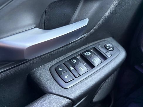 Used 2020 RAM 1500 Tradesman AWD/4WD image 14