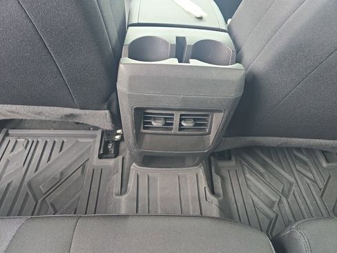 Used 2024 Chevrolet Colorado Trail Boss w/ Technology Package image 27