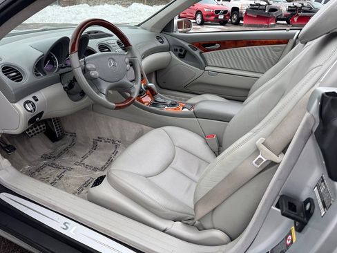 Used 2004 Mercedes-Benz SL 600 image 33