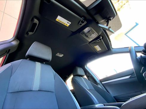 Used 2020 Honda Civic Sport image 14