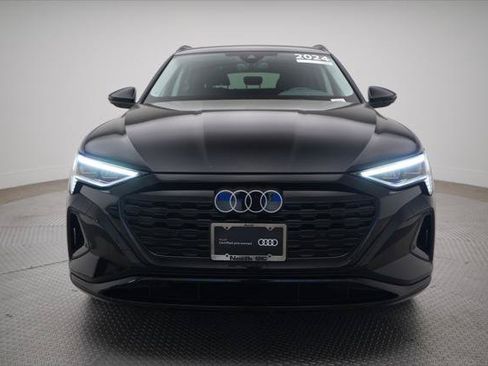 Certified 2024 Audi Q8 e-tron Premium AWD/4WD image 5