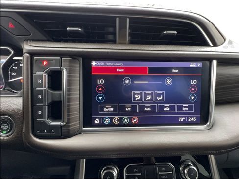 Used 2021 GMC Yukon XL Denali w/ Denali Premium Package AWD/4WD image 49