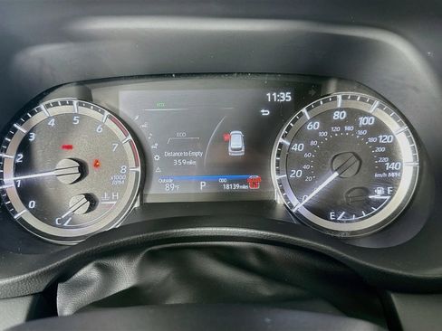 Used 2026 Toyota Highlander XLE AWD/4WD image 14