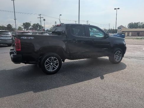 Used 2021 Chevrolet Colorado W/T w/ Custom Special Edition AWD/4WD image 9