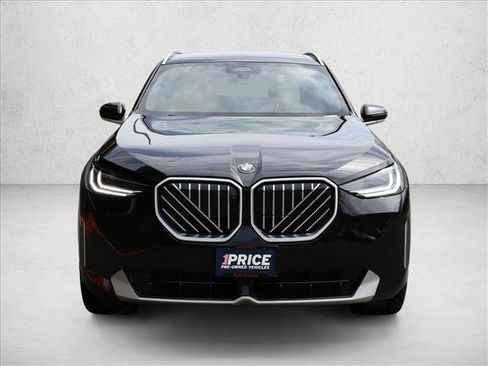 Used 2025 BMW X3 xDrive30i w/ Premium Package AWD/4WD image 2