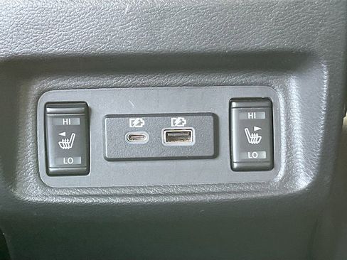 Used 2023 Nissan Maxima Platinum w/ Sport Mat Group FWD image 28