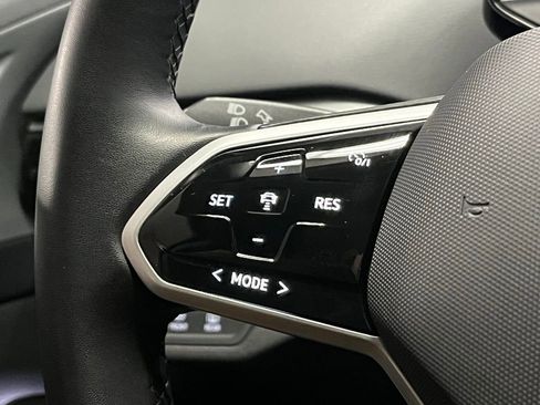 Used 2023 Volkswagen ID.4 Pro S image 27