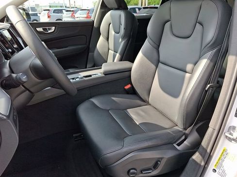 Certified 2024 Volvo XC60 T8 Core w/ Climate Package AWD/4WD image 14