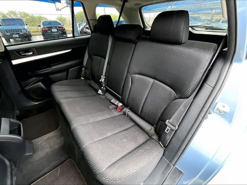 Used 2011 Subaru Outback 2.5i Premium w/ All-Weather Pkg image 20