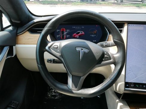 Used 2021 Tesla Model S Long Range Plus AWD/4WD image 19
