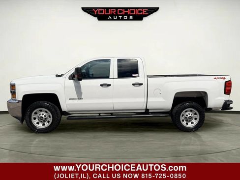 Used 2019 Chevrolet Silverado 2500 W/T image 2