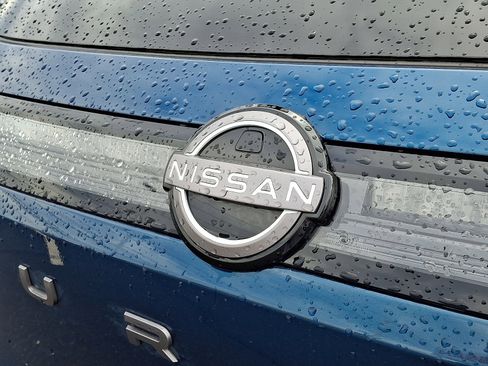 Certified 2025 Nissan Murano SL image 30