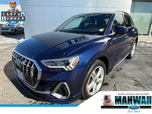 Used 2023 Audi Q3 2.0T Premium image 1