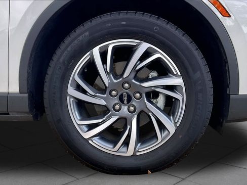 Used 2023 Lincoln Corsair FWD image 10