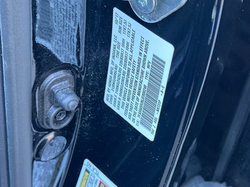 Used 2018 Honda CR-V LX image 34