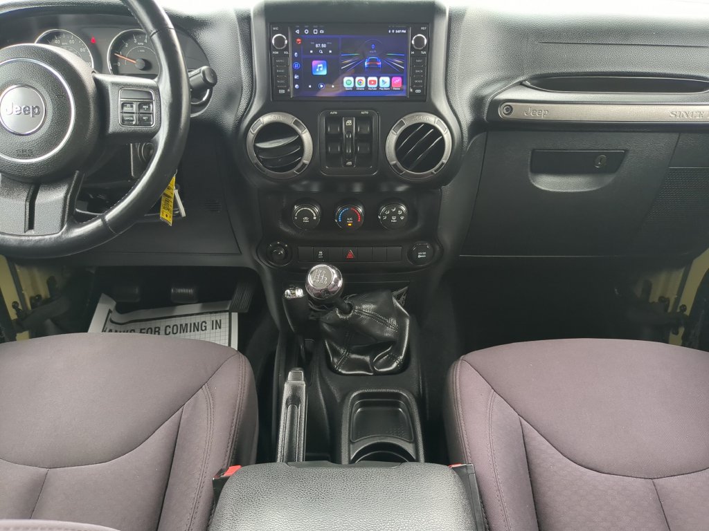Used 2013 Jeep Wrangler Unlimited Sport AWD/4WD image 16